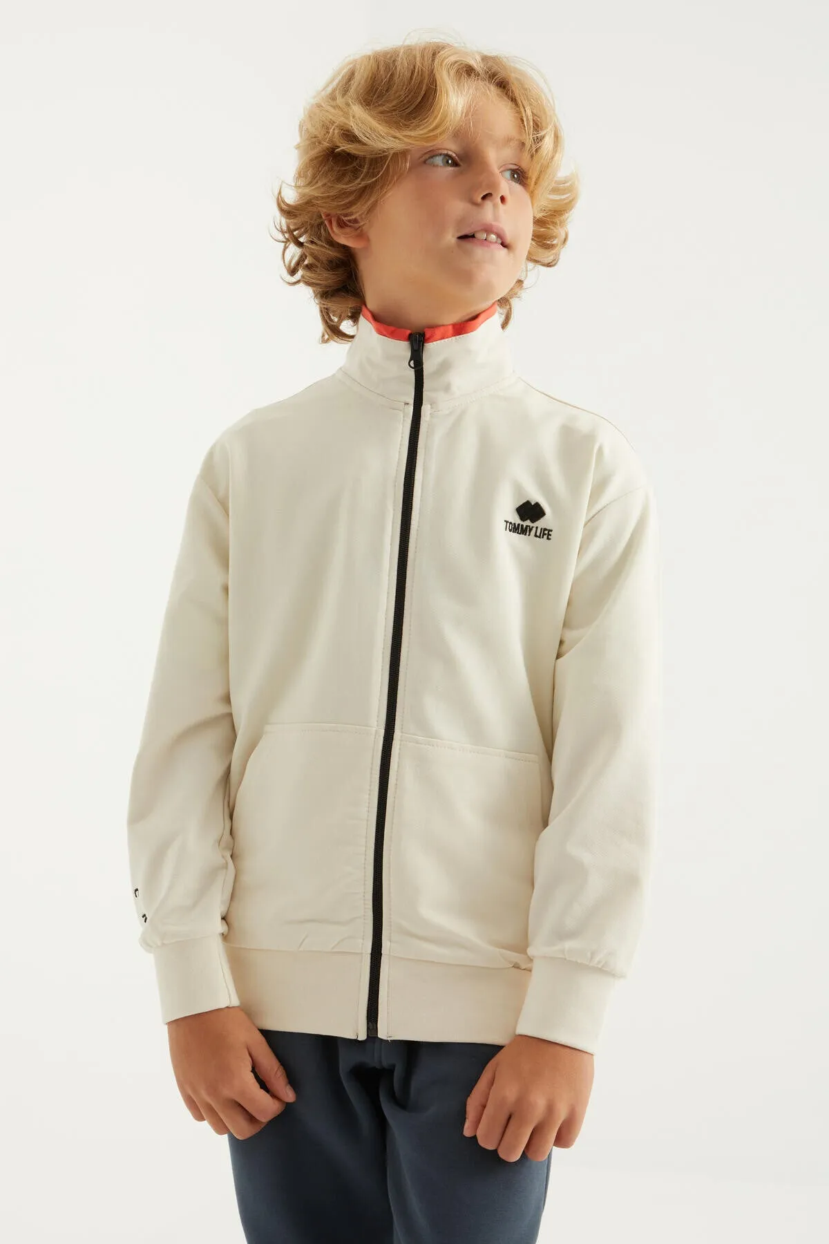 basic dik yaka standart kalip nakiş detayli fermuarli erkek sweatshirt - 11012