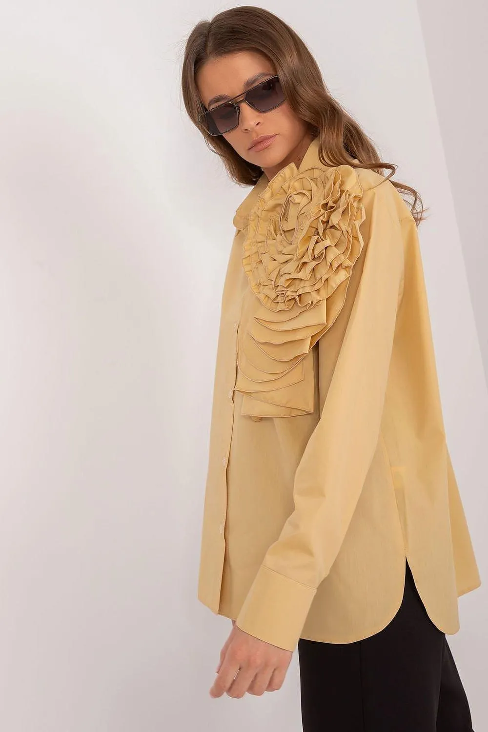 Chic Floral Adorned Long Sleeve Cotton Top