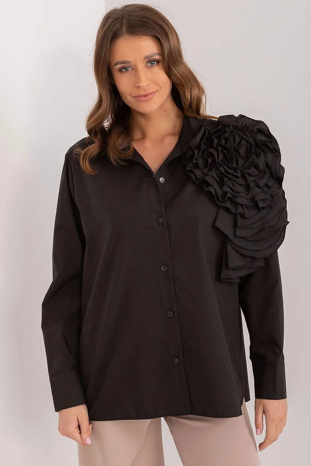 Chic Floral Adorned Long Sleeve Cotton Top