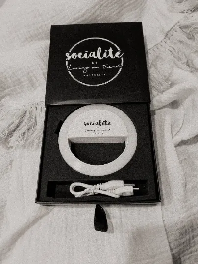 LED RING LIGHT