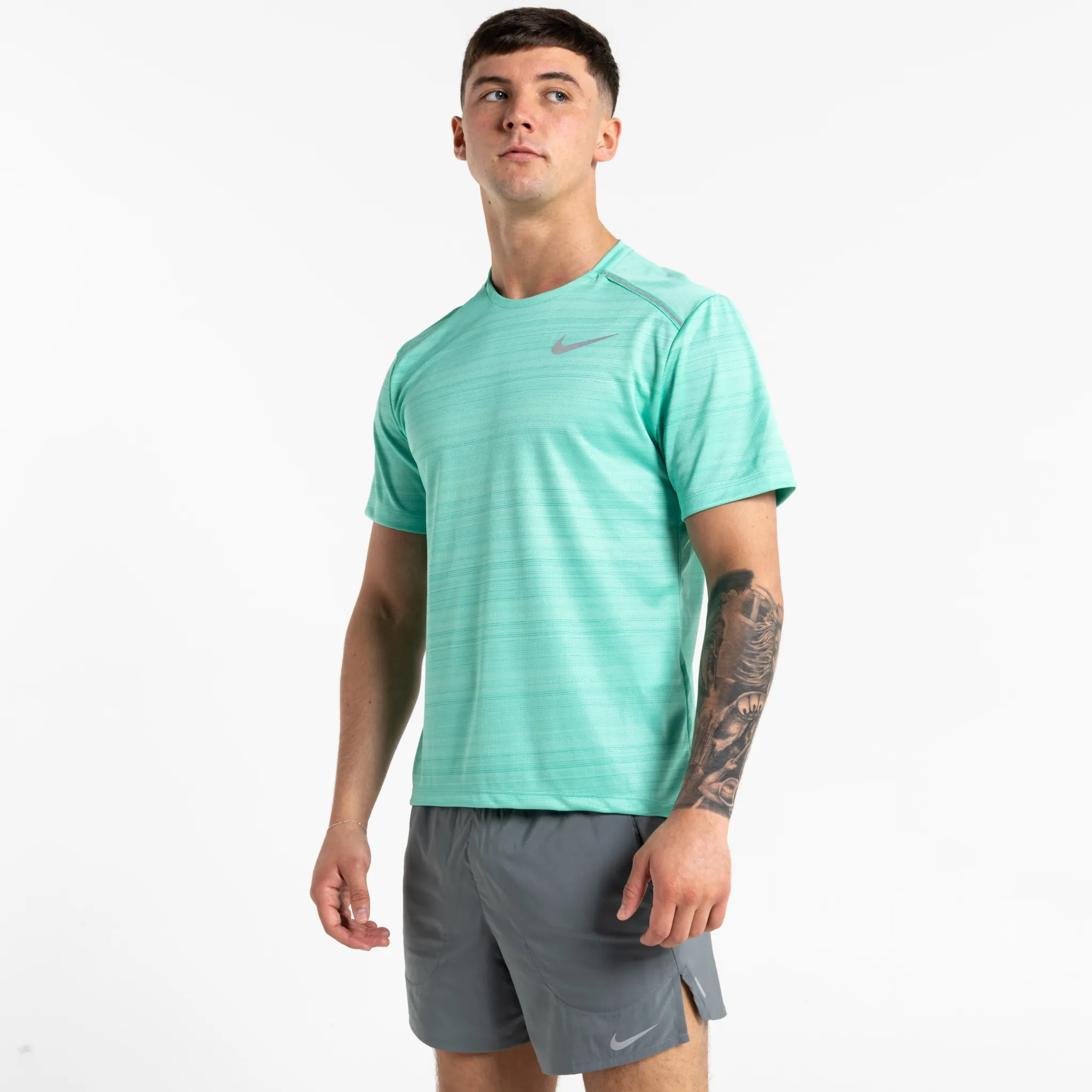 Nike Miler Tee Light Menta